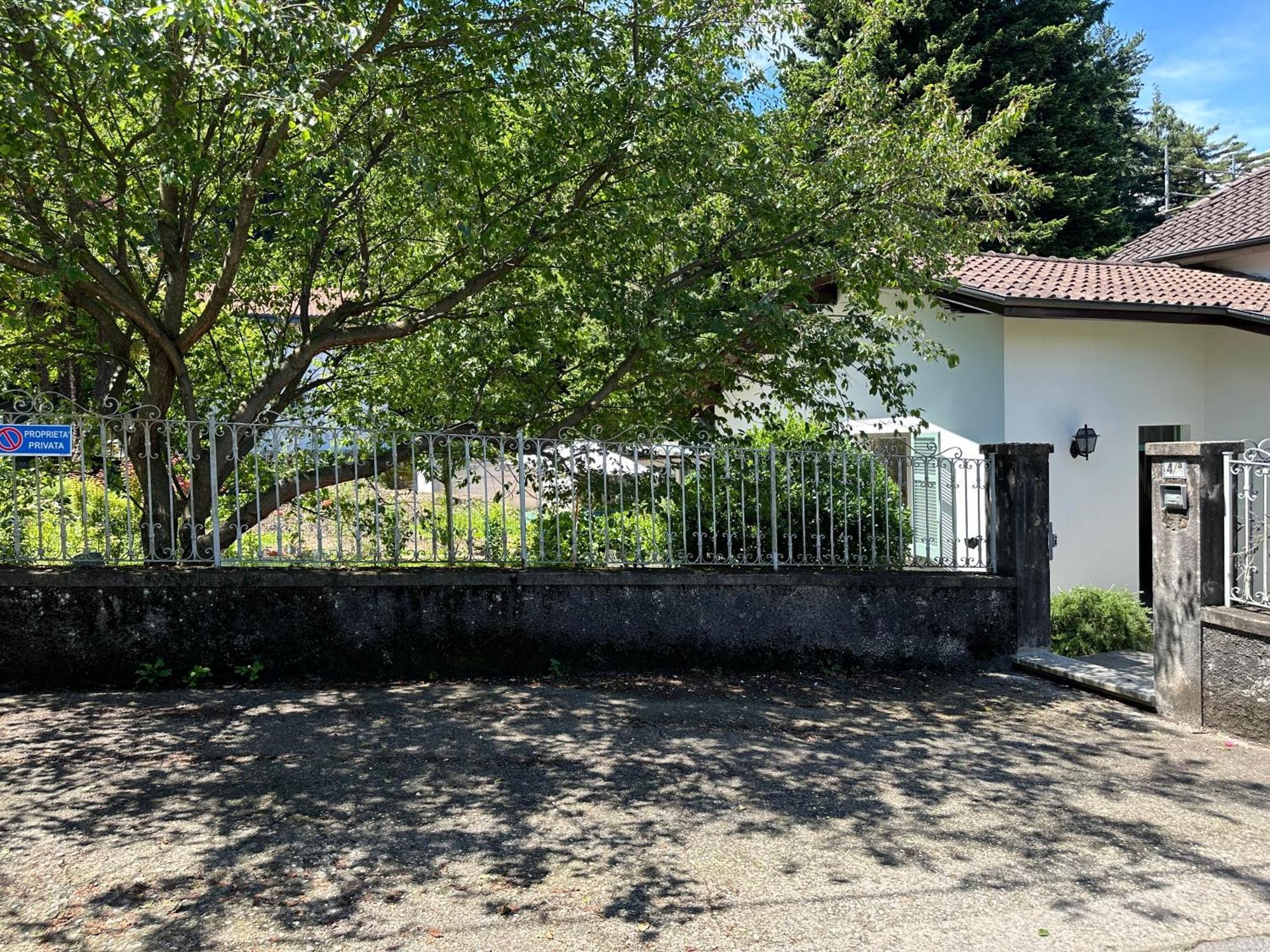Casa Del Custode: Renovated Flat With Garden In A Villa Near The Lake Stresa Zewnętrze zdjęcie